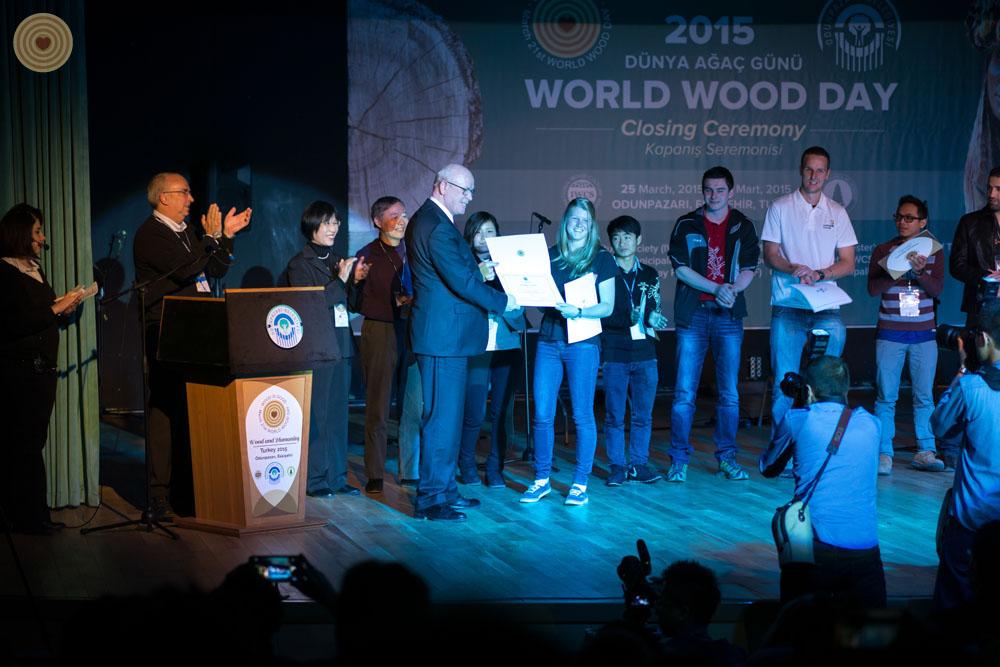 2015 WWD, closing ceremony