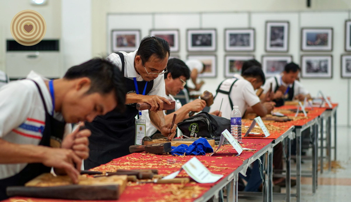woodcarving, Laos