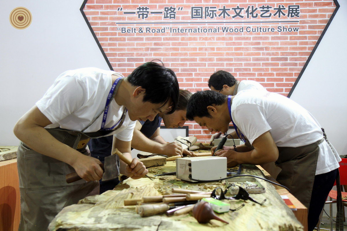 woodcarving, Yiwu, Zhejiang