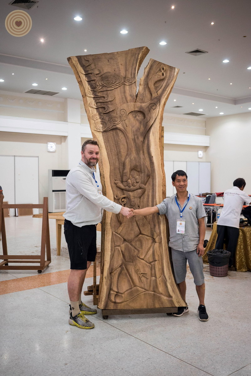 woodcarving, Laos
