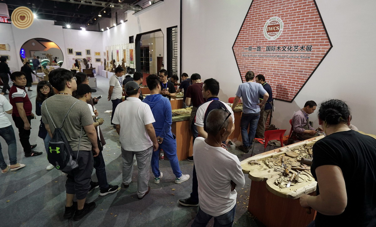 woodcarving, Yiwu, Zhejiang