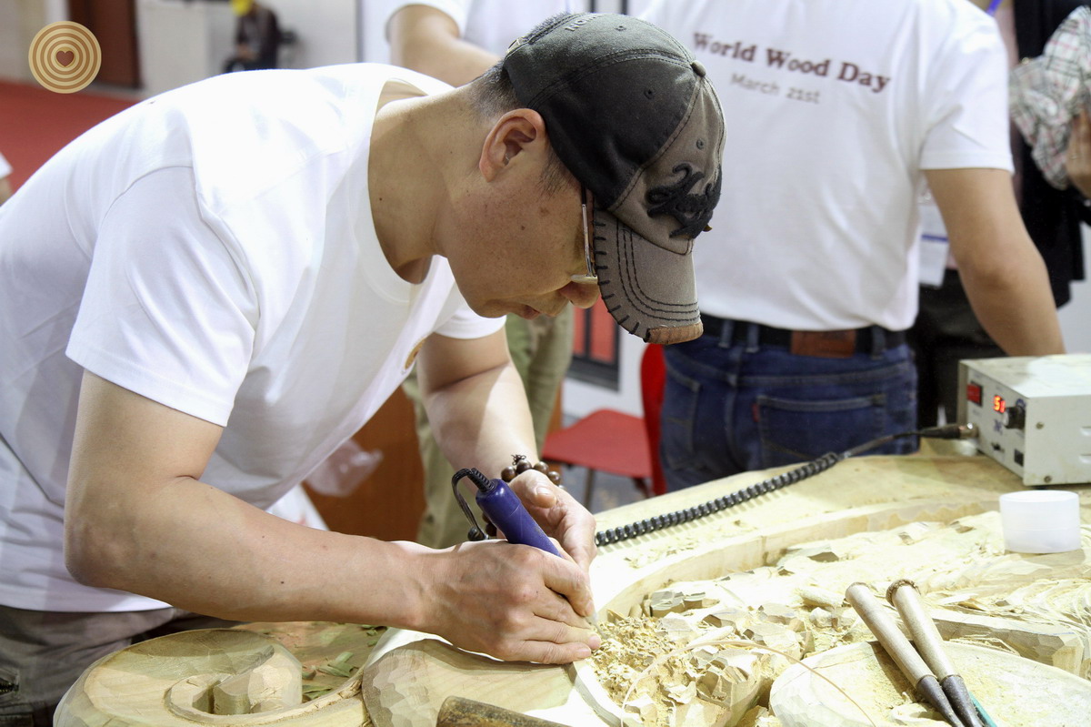 woodcarving, Yiwu, Zhejiang