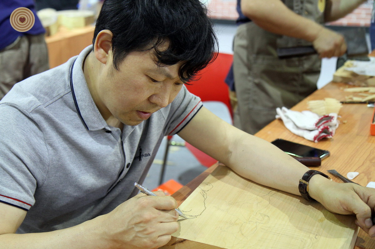 woodcarving, Yiwu, Zhejiang