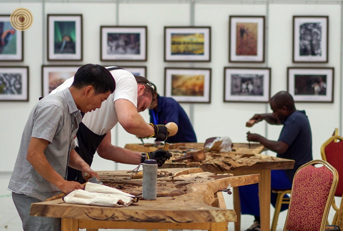 woodcarving, Laos
