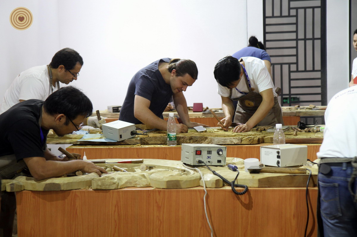 woodcarving, Yiwu, Zhejiang
