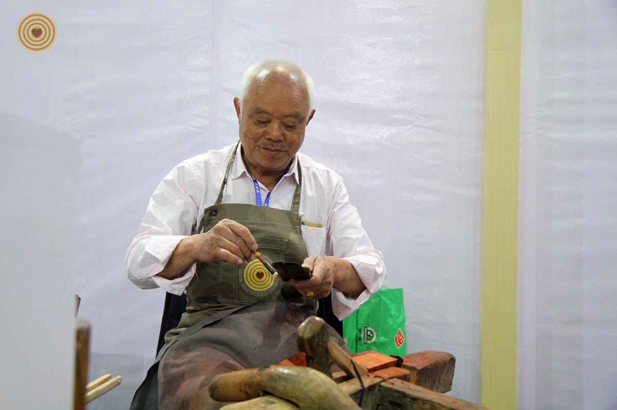 whittling, Bamboo, comb, Yiwu, Zhejiang