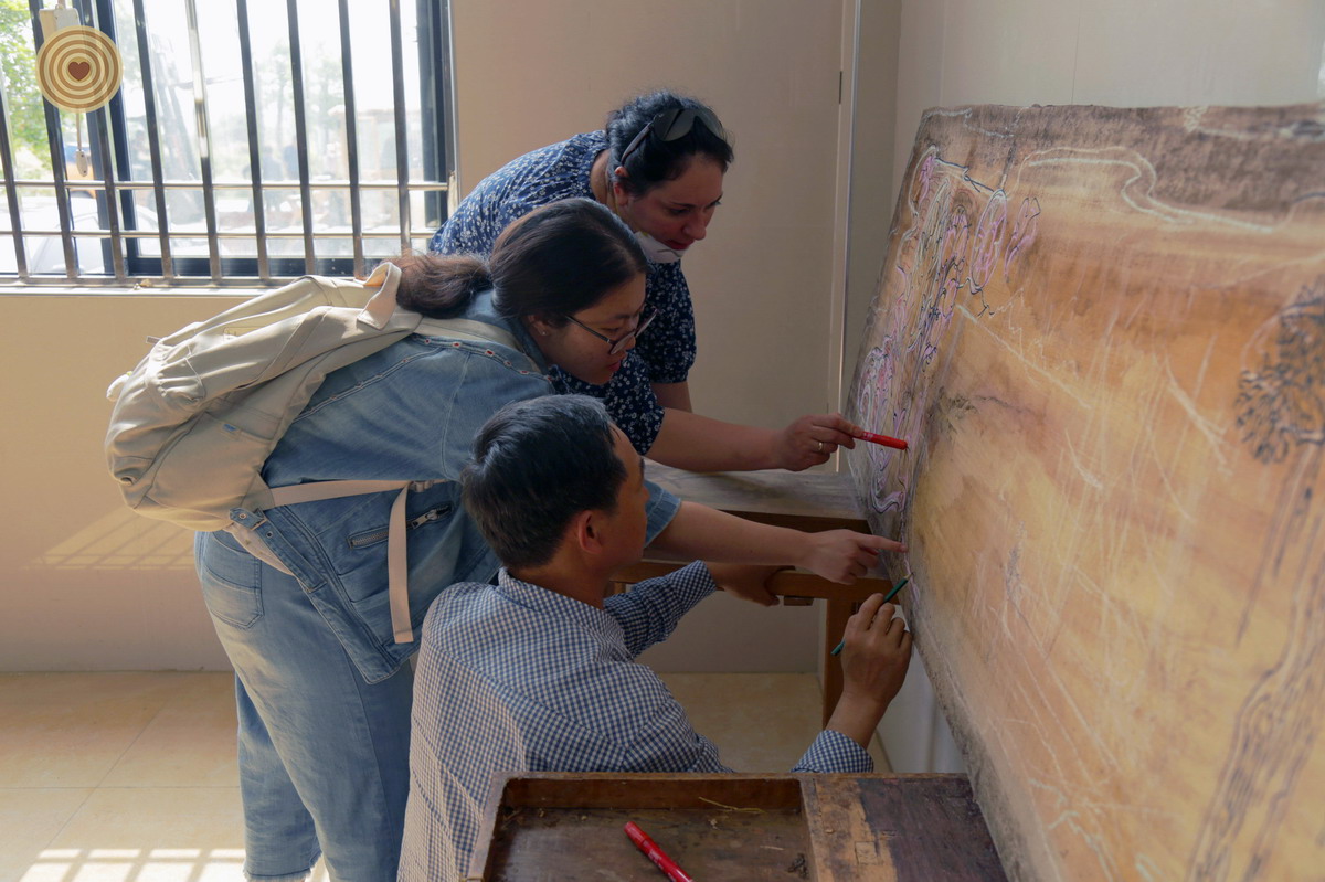 woodcarving, Yiwu, Zhejiang