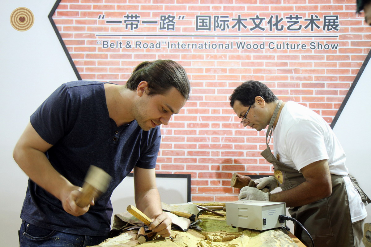 woodcarving, Yiwu, Zhejiang