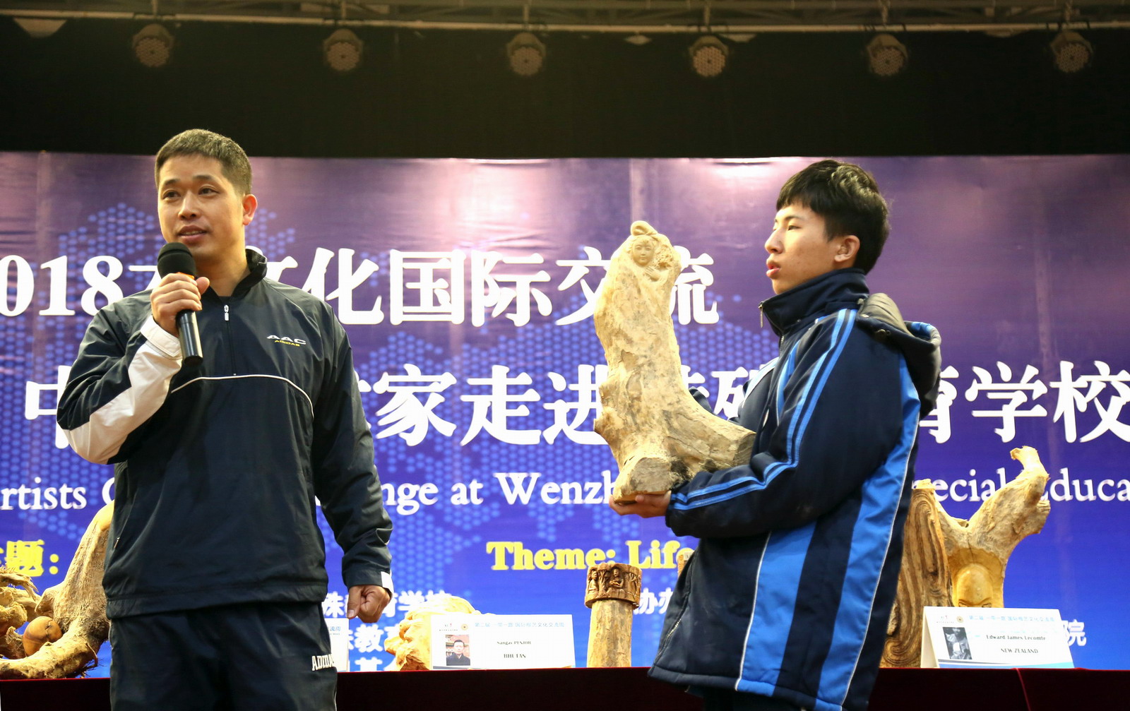 woodcarving show