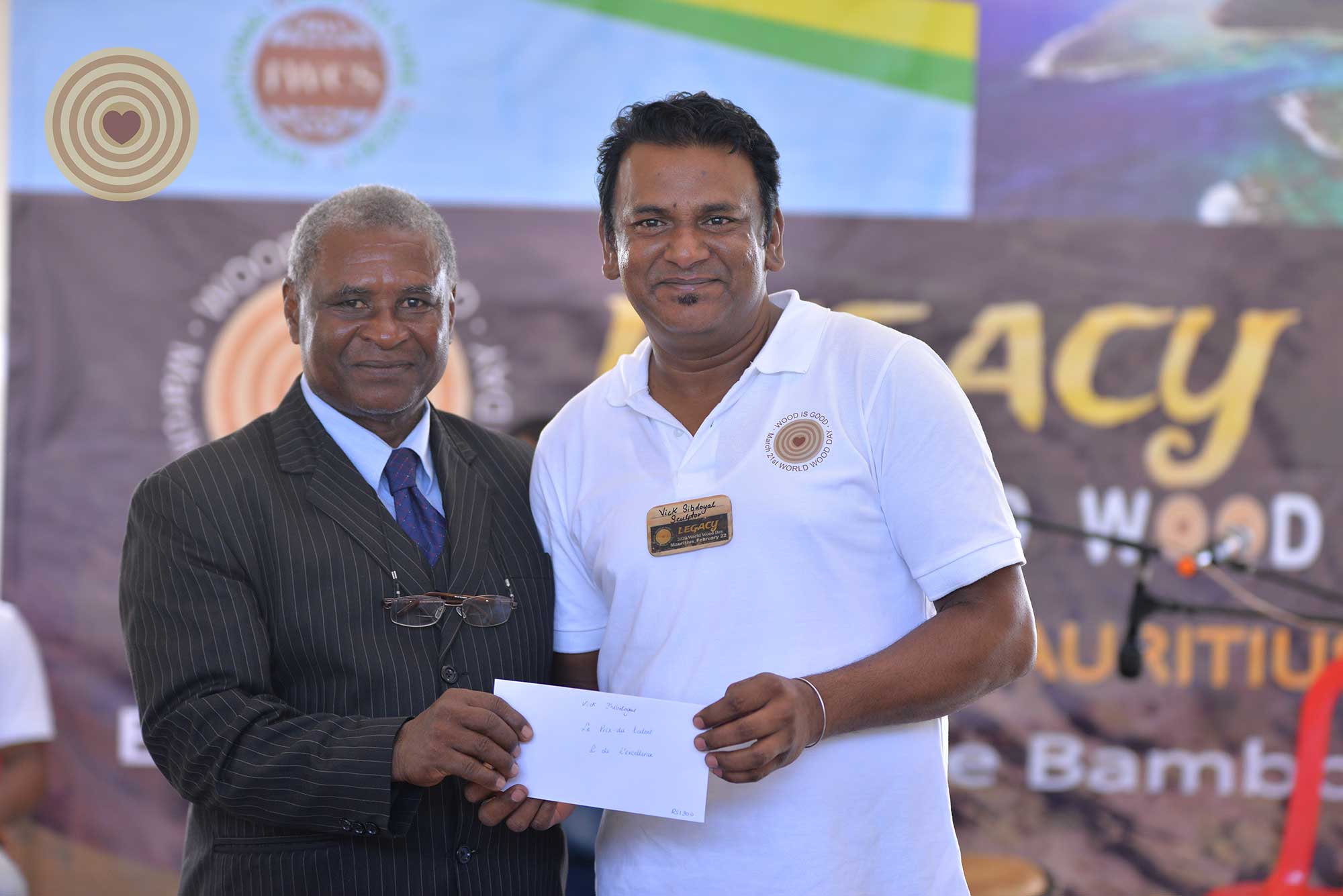 2020 WWD, regional event, Mauritius, woodcarving