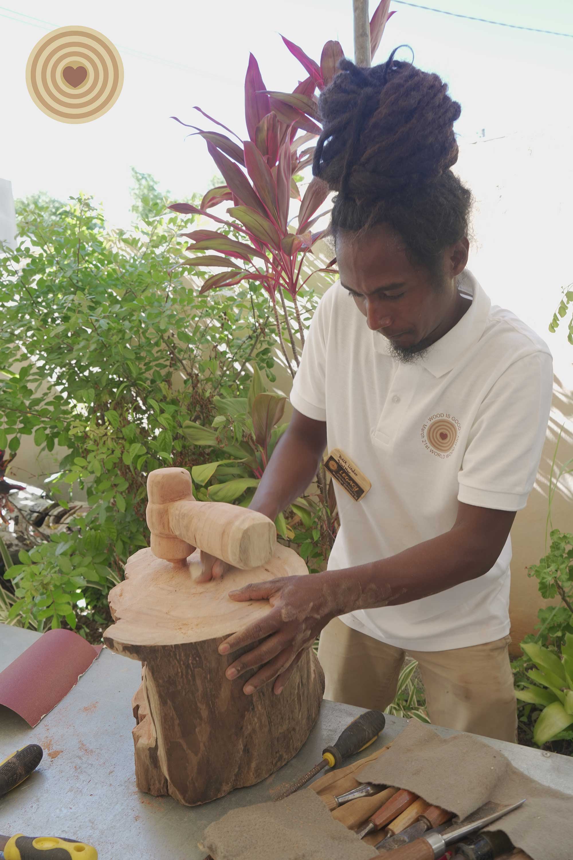 2020 WWD, regional event, Mauritius, woodcarving